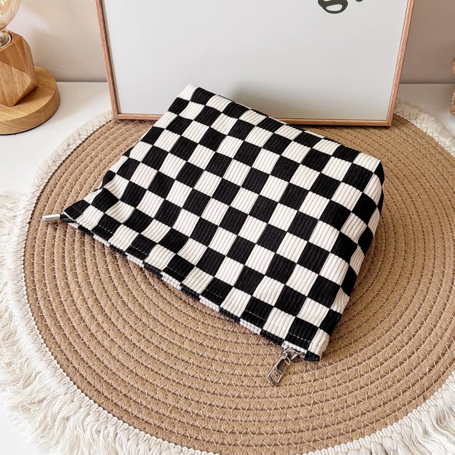 Checkered Corduroy Makeup Bag for Women, Black and White Gingham Cosmetic Bag with Zipper, Corduroy Travel Toiletry Bag, Sunscreen Sunblock Spf Bag, Hygiene Medicine Pouch,Organizer for Purse