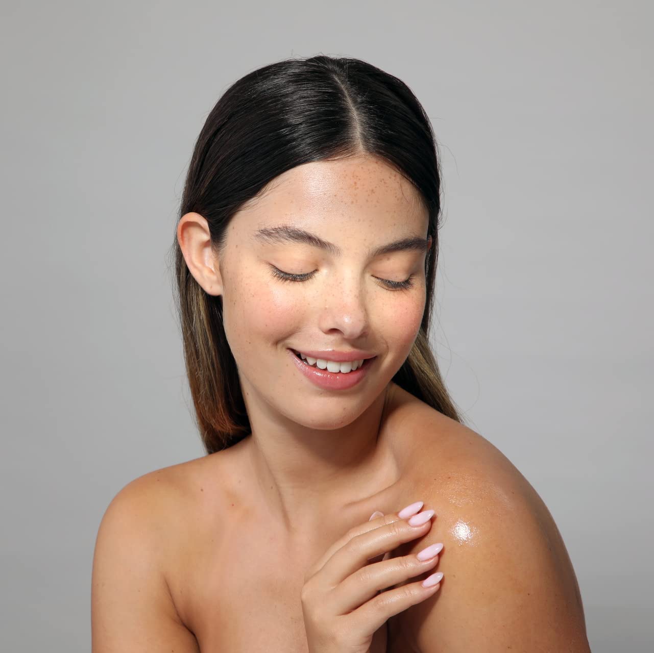 Cliganic Organic Sweet Almond Oil, 100% Pure (8oz) - for Skin & Hair, Nourishing Carrier Oil for Face & Body (Packaging May Vary)