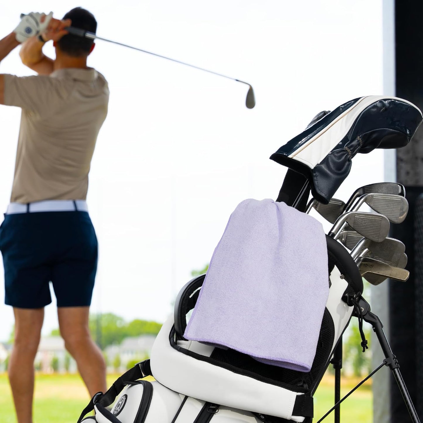 S&T INC. Microfiber Gym Towels, Yoga Towel for Home and Gym Bag, 16 Inch x 27 Inch, 3 Pack