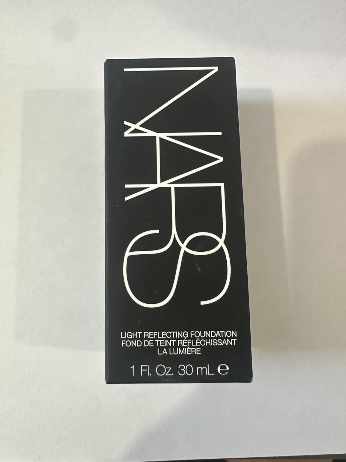NARS Light Reflecting Foundation - Advanced Makeup-Skincare Hybrid Foundation - 30ml (Huahine - Deep 2.6)