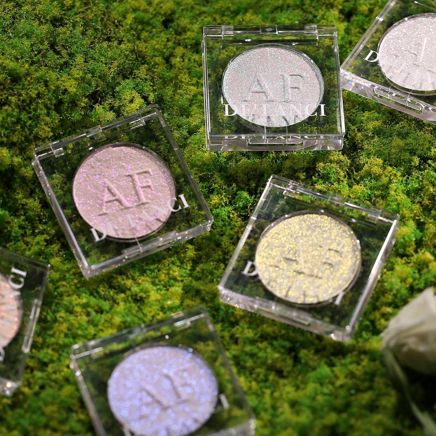 Highlighter Makeup Palette, Long Lasting New Formula, Fairy-like Sheer Glow, Translucent Pink and Silver Shimmer, Ideal for Face and Body Contour and Cheek Highlight,#1